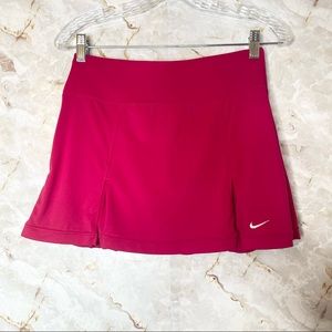 Nike hot pink tennis skirt